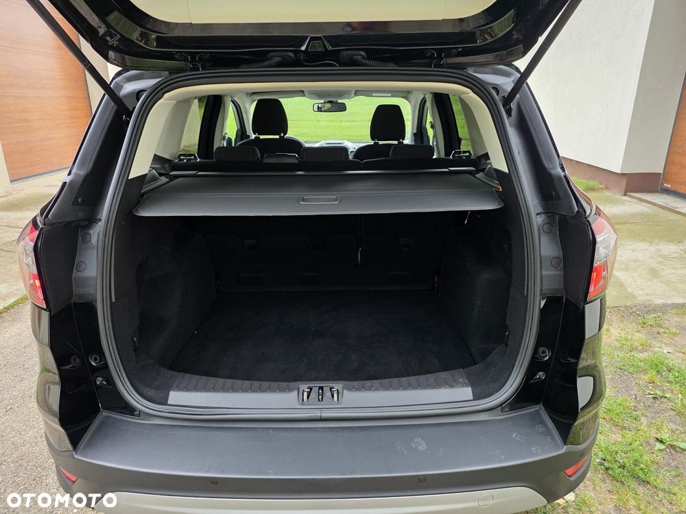 Ford Kuga 1.5 EcoBoost 2x4 Cool & Connect - 11