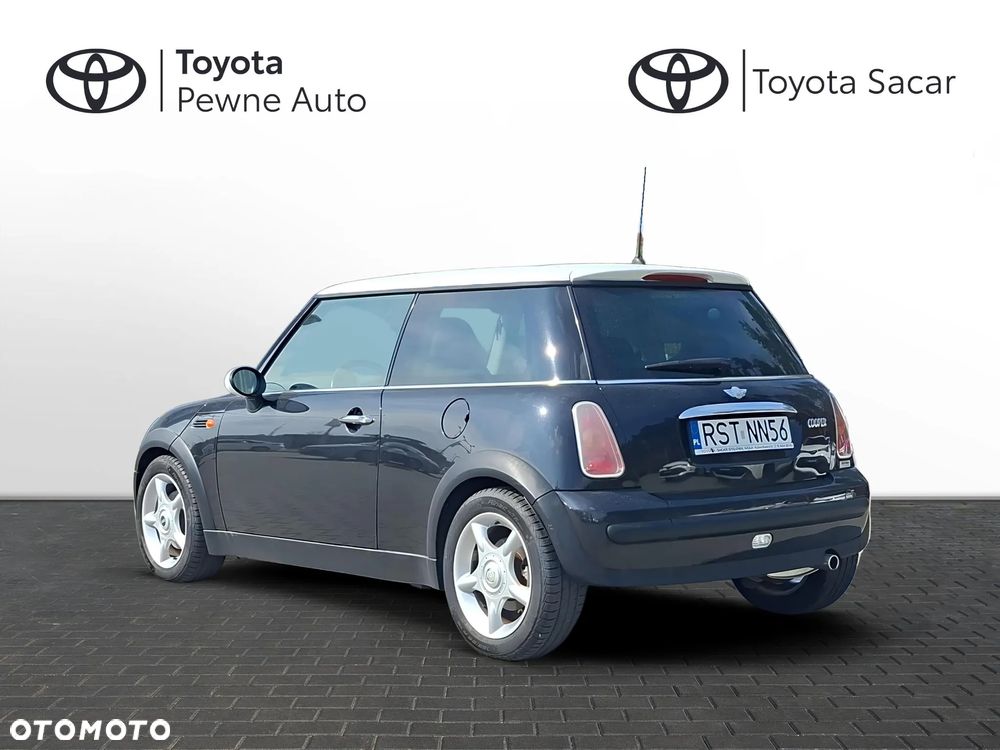 MINI Cooper Standard - 3