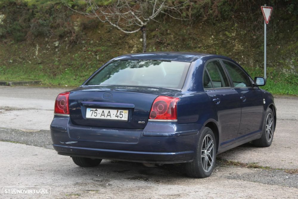 Toyota Avensis SD 2.0 D-4D - 3