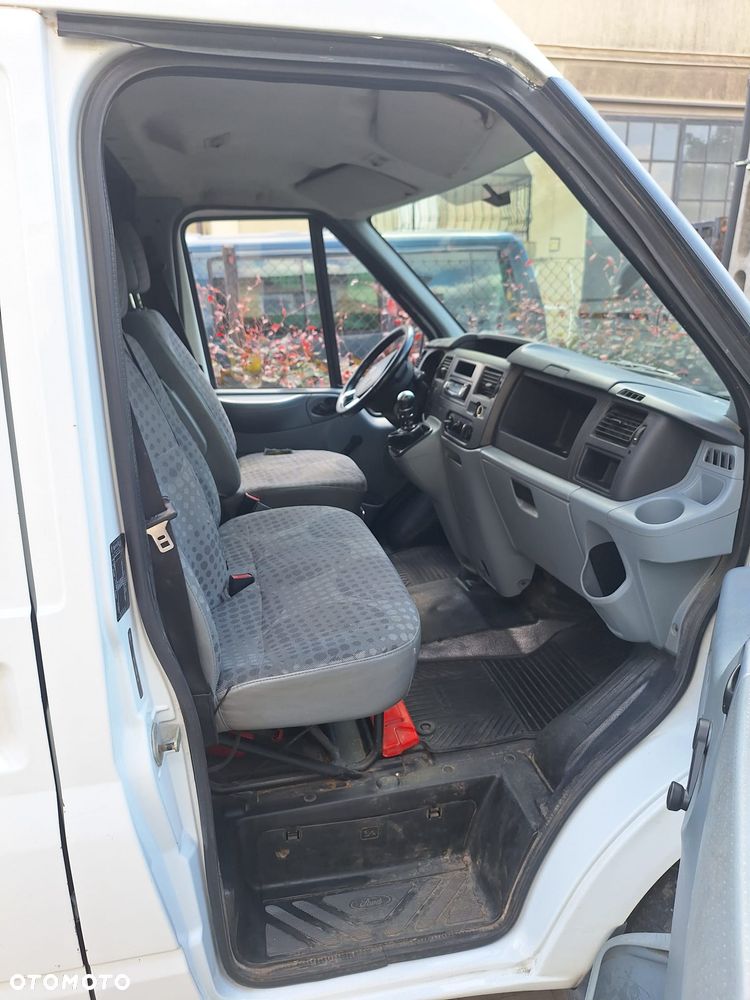 Ford Transit - 3