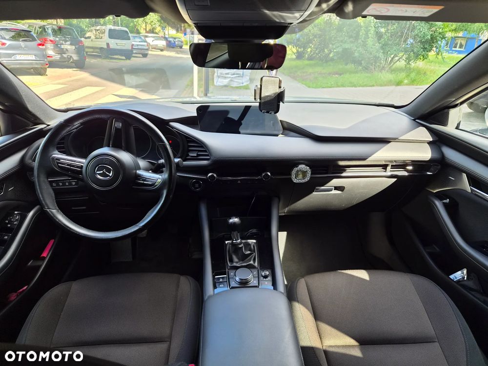 Mazda 3 2.0 mHEV Hikari - 8