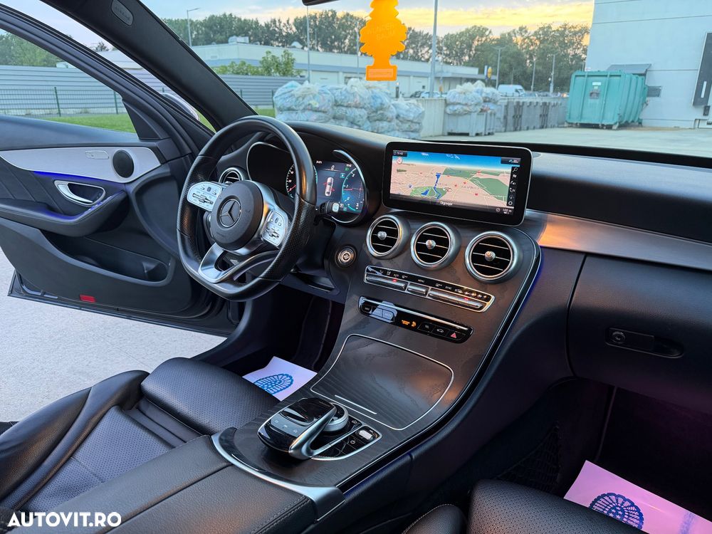 Mercedes-Benz C - 10