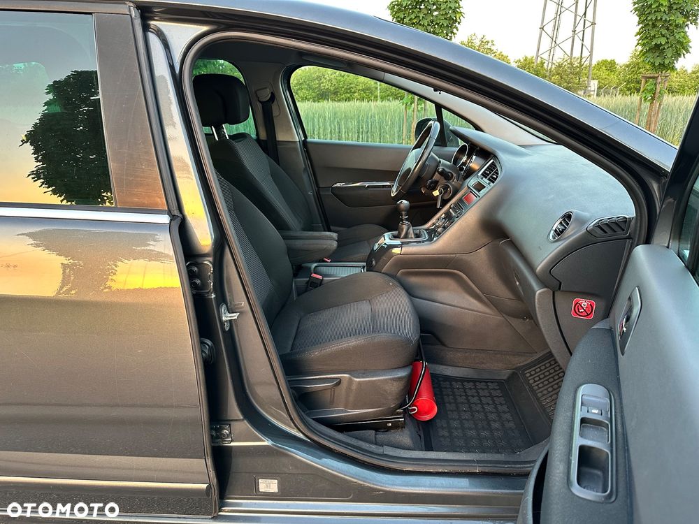 Peugeot 5008 HDI FAP 110 Business-Line - 26