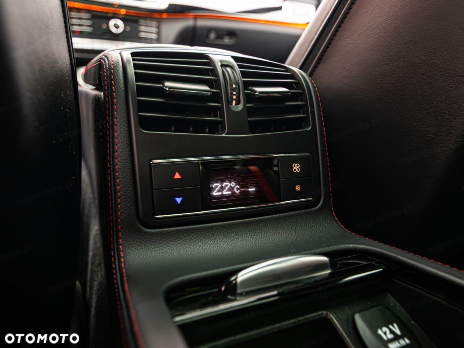 Mercedes-Benz CLS 350 d 4-Matic - 29
