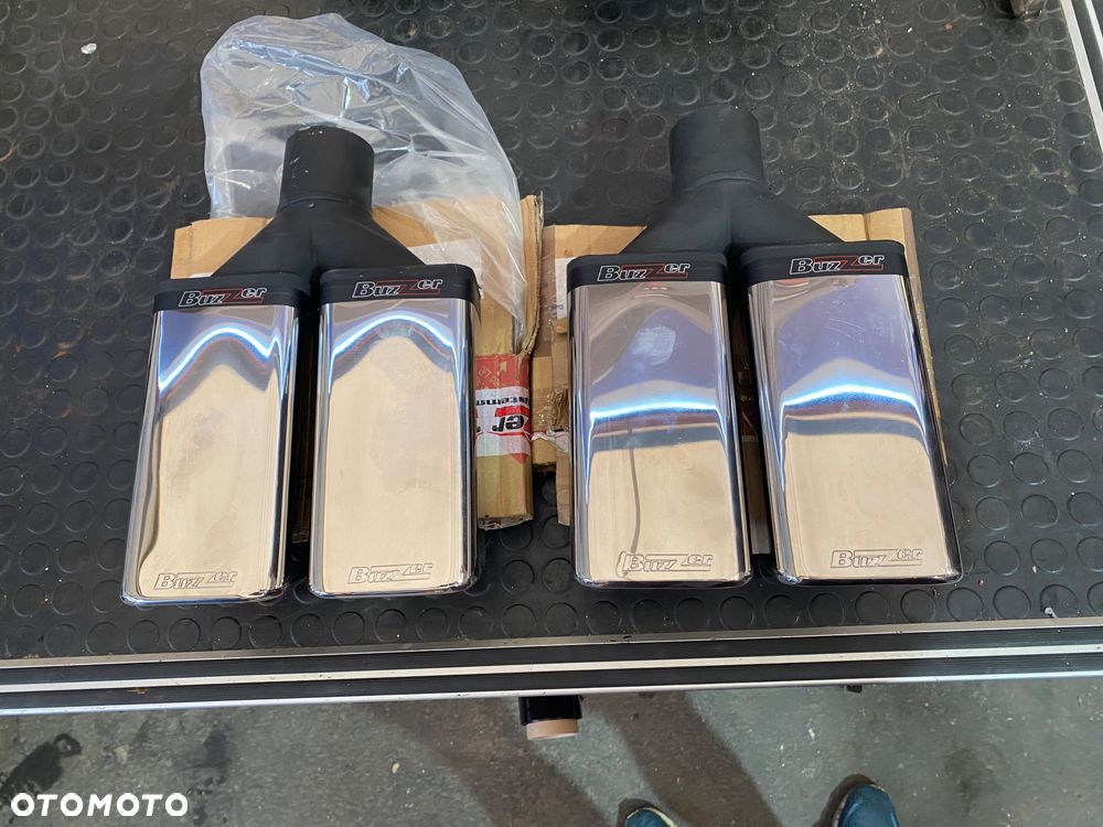 Buzzer PODWÓJNA KOŃCÓWKA WYDECHU RURY WYDECHOWEJ PROSTOKĄTNA 2 x PODWÓJNE KOŃCÓWKI  WYDECHU  PROSTOKĄTNE FIRMY BUZZER prostokąt długa długie z kwasówki blachy nierdzewnej Kwasówka blacha nierdzewna bus do busa Renault Trafic Mercedes vito Volkswagen vw t5 ford custom transit Toyota proace - 10