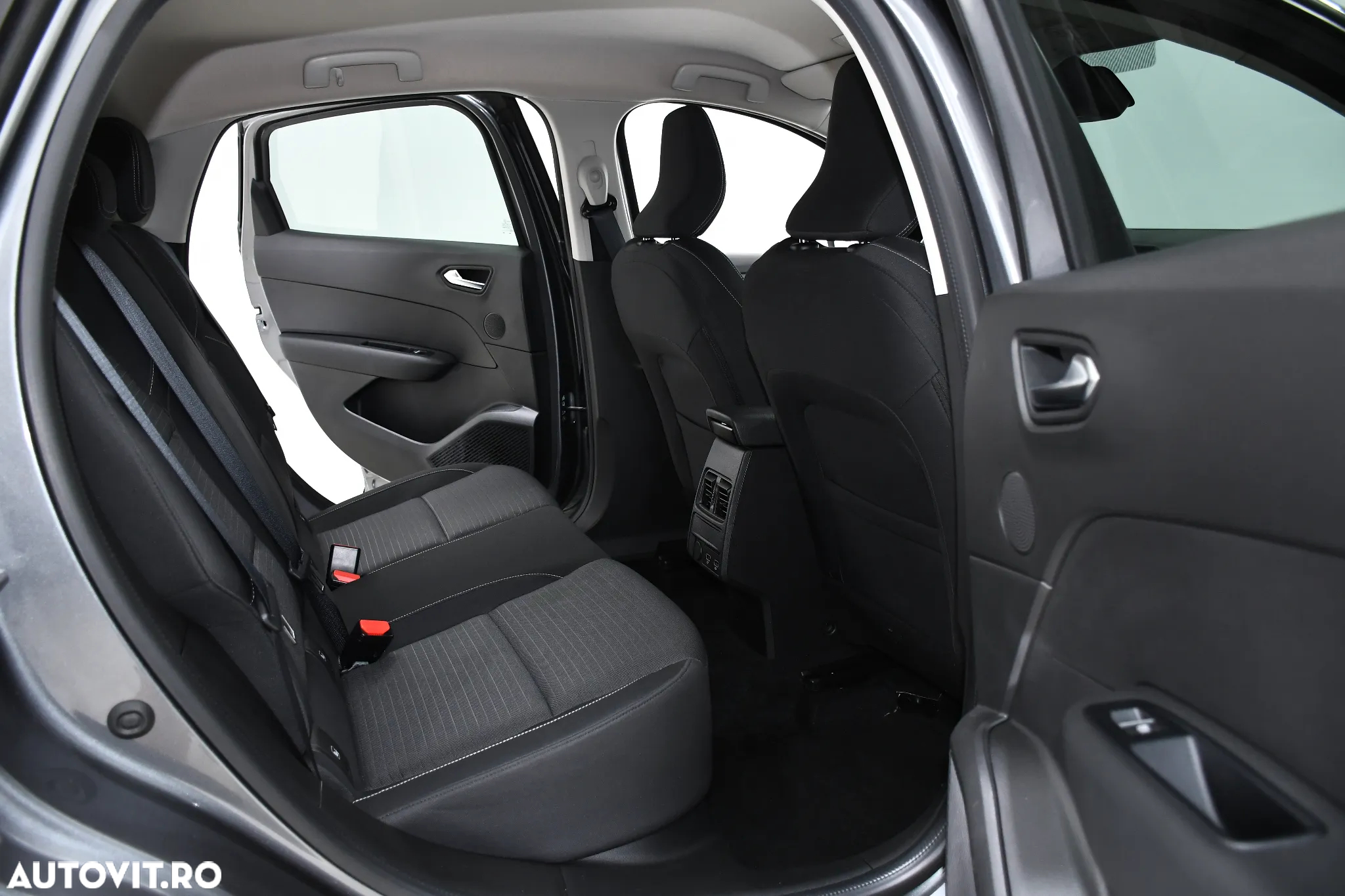 Renault Arkana E-TECH Hybrid 145 Equilibre - 13