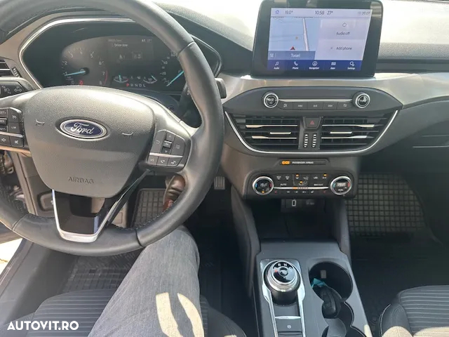 Ford Focus 1.0 EcoBoost MHEV Titanium - 22