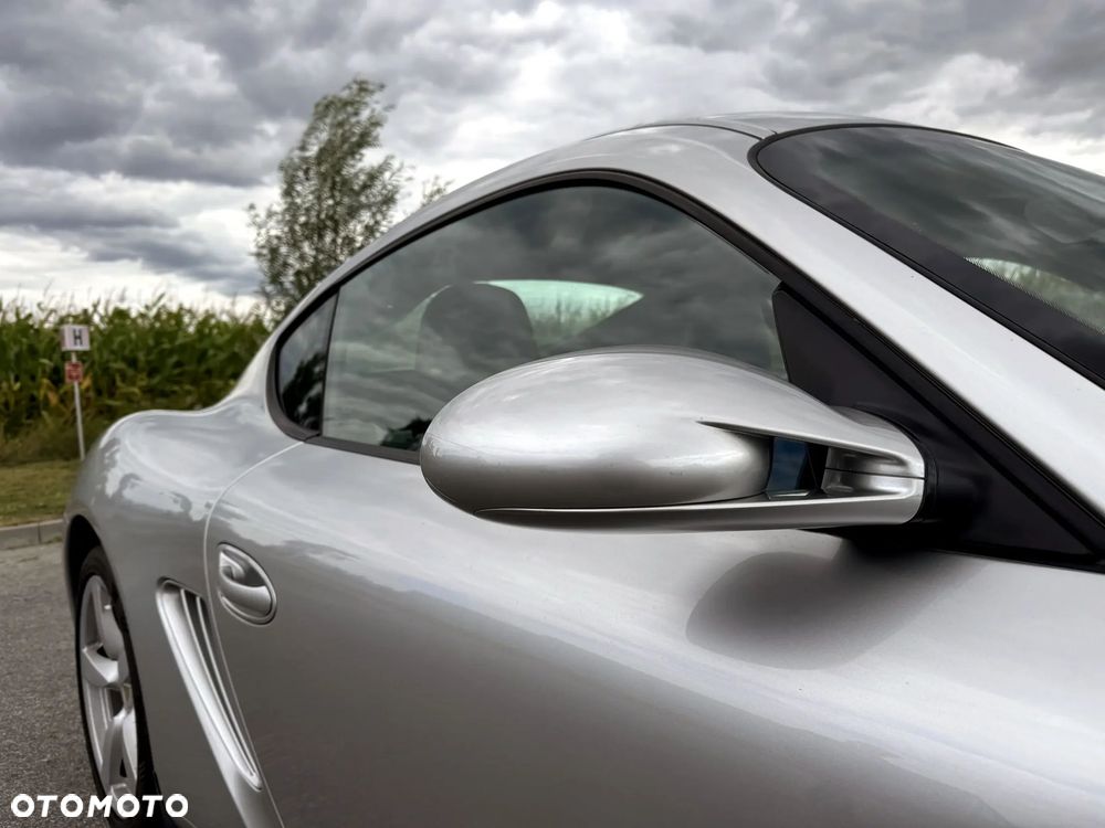 Porsche 718 Cayman - 12
