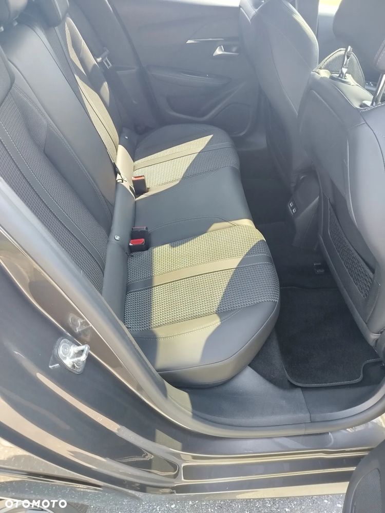 Peugeot 208 1.2 PureTech Allure S&S EAT6 - 28