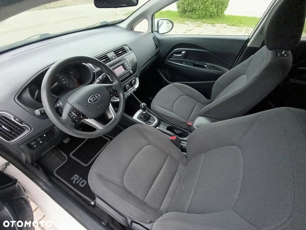 Kia Rio 1.2 M - 6
