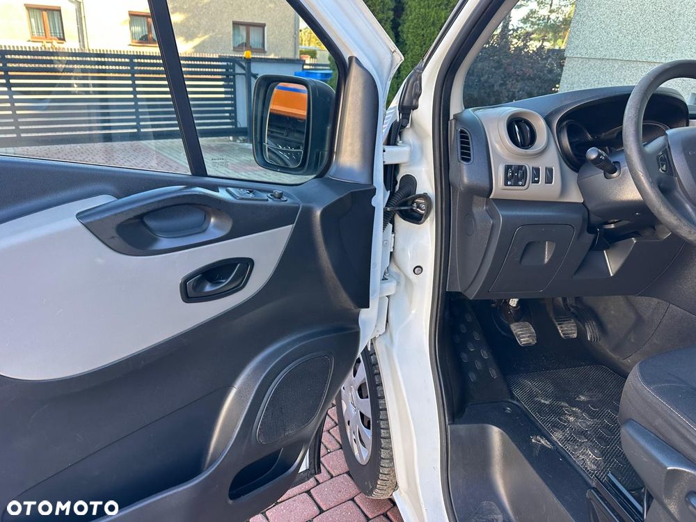 Renault Trafic - 21