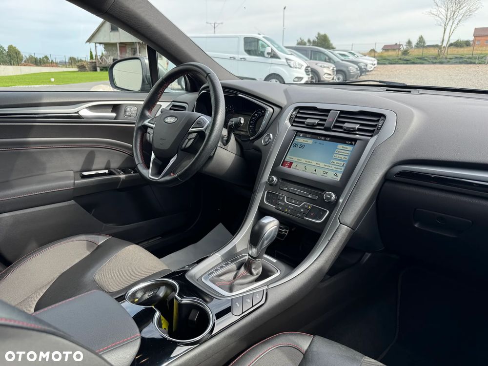 Ford Mondeo 2.0 TDCi ST-Line PowerShift - 14