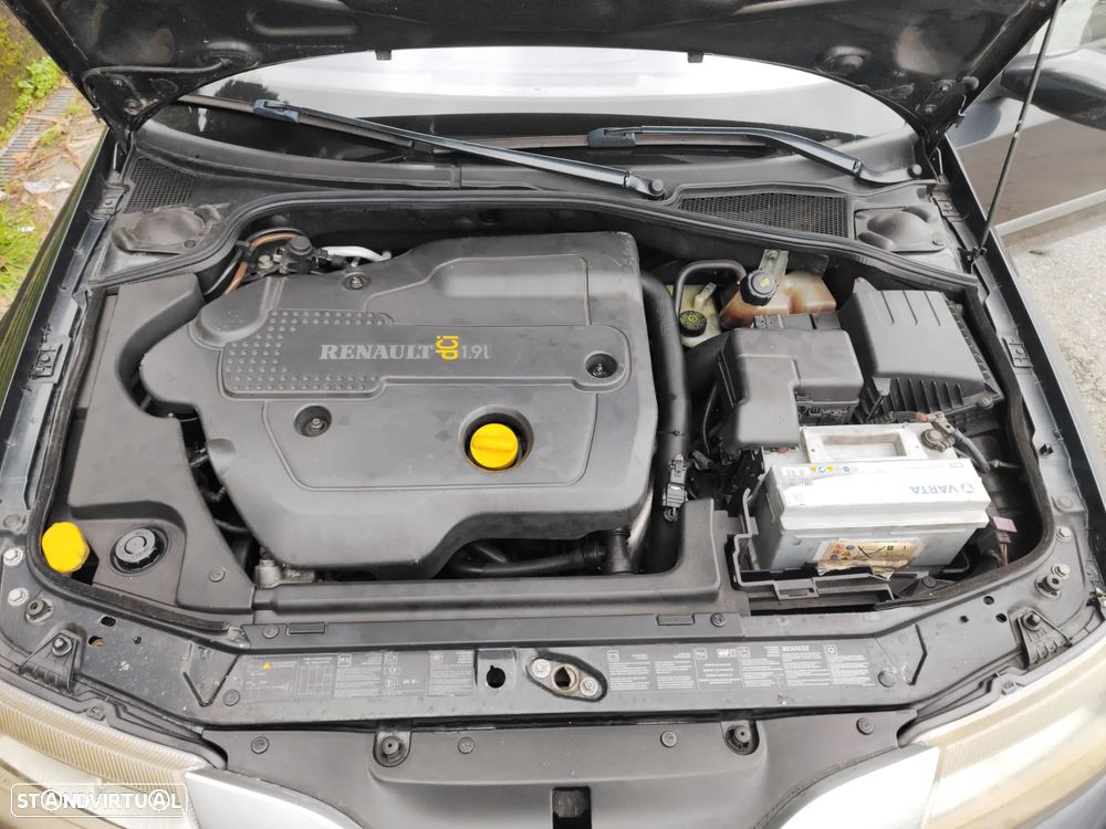 Renault Laguna Break 1.9 dCi Confort - 4