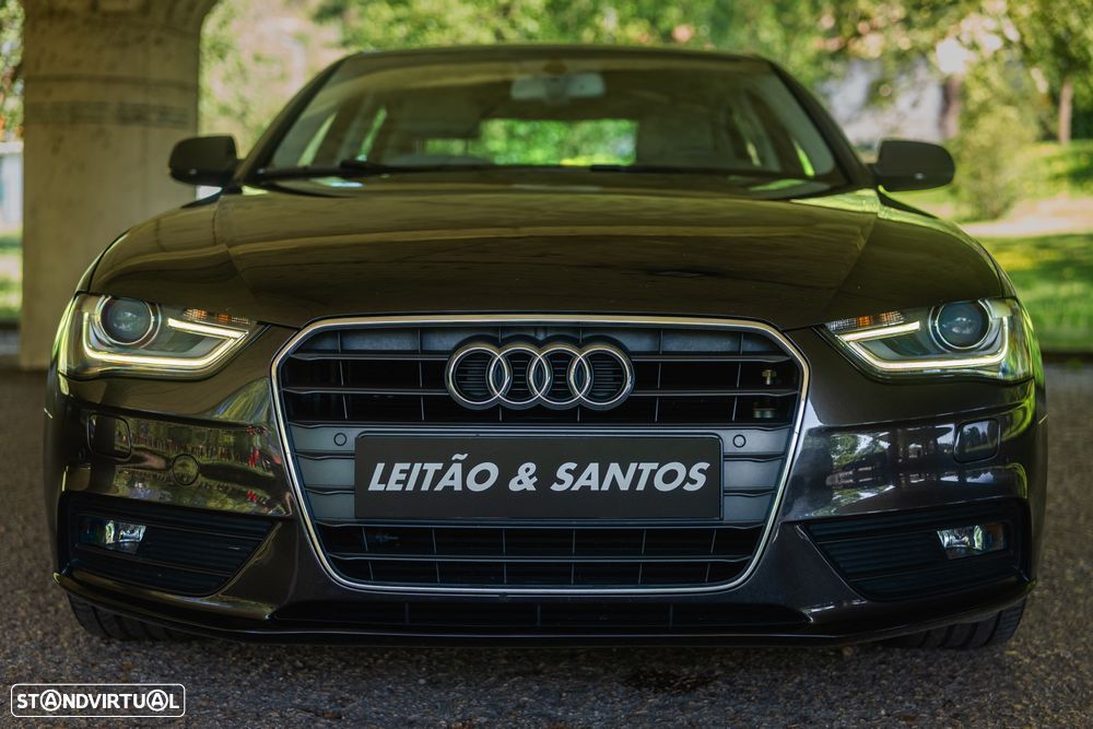 Audi A4 2.0 TDI multitronic Business Line Sport - 37