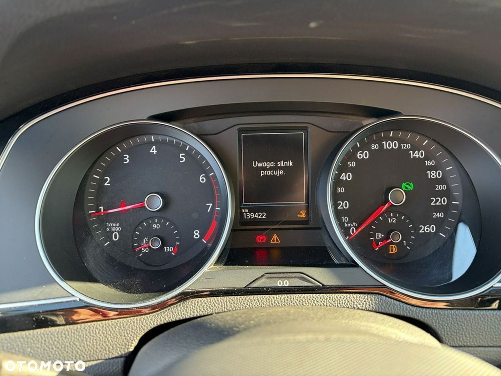 Volkswagen Passat 1.5 TSI EVO Elegance DSG - 17