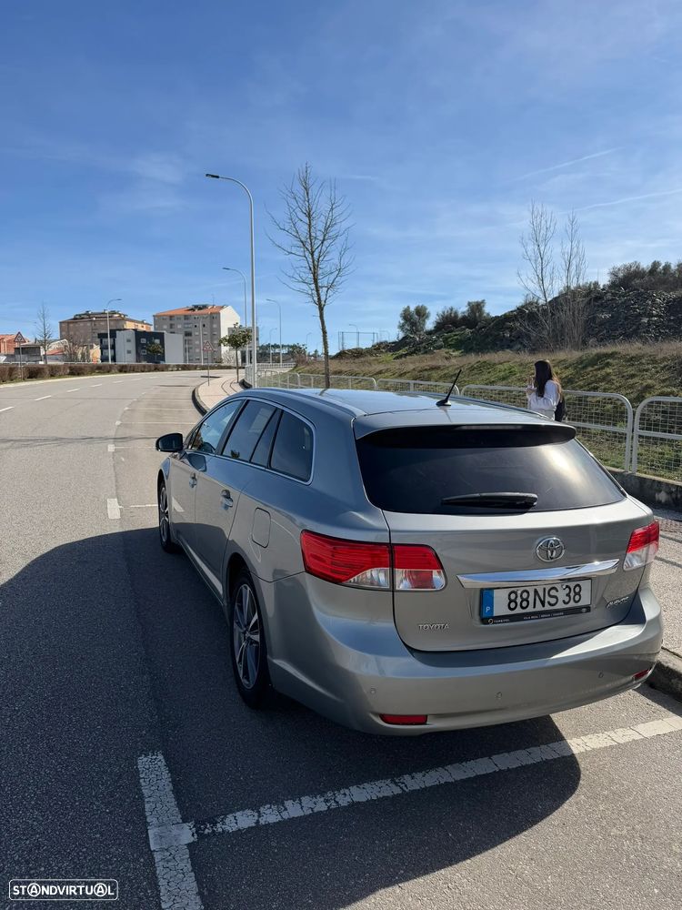 Toyota Avensis SW 2.0 D-4D Luxury+GPS - 12
