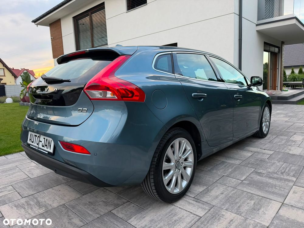 Volvo V40 D2 Summum - 36