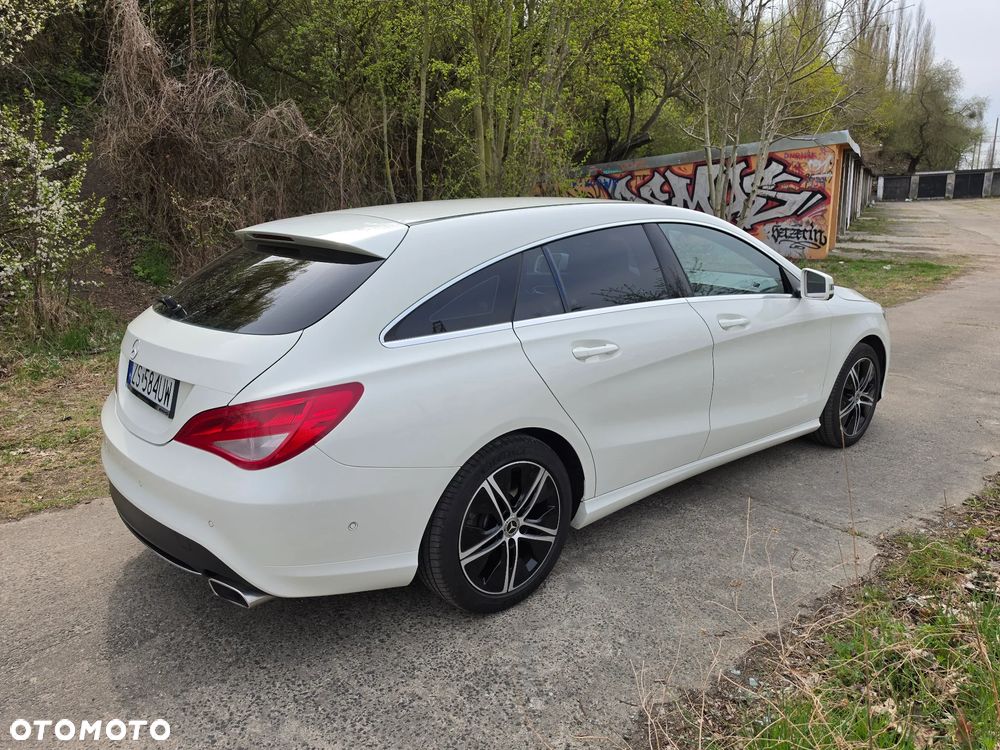 Mercedes-Benz CLA - 4