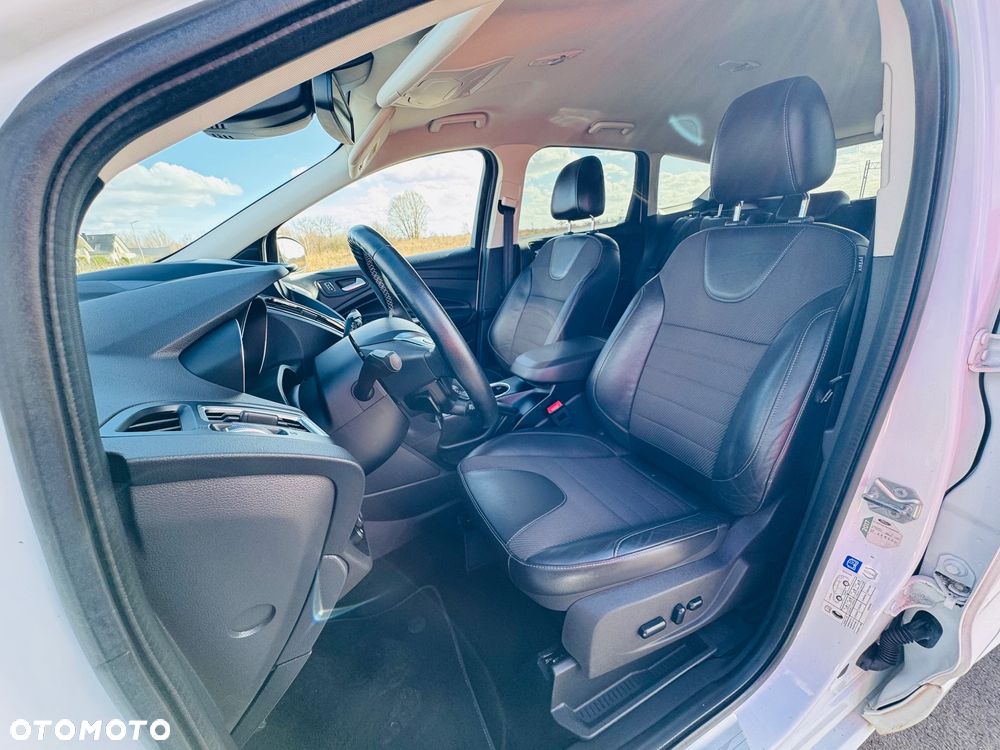 Ford Kuga 1.5 EcoBoost 2x4 Individual - 19