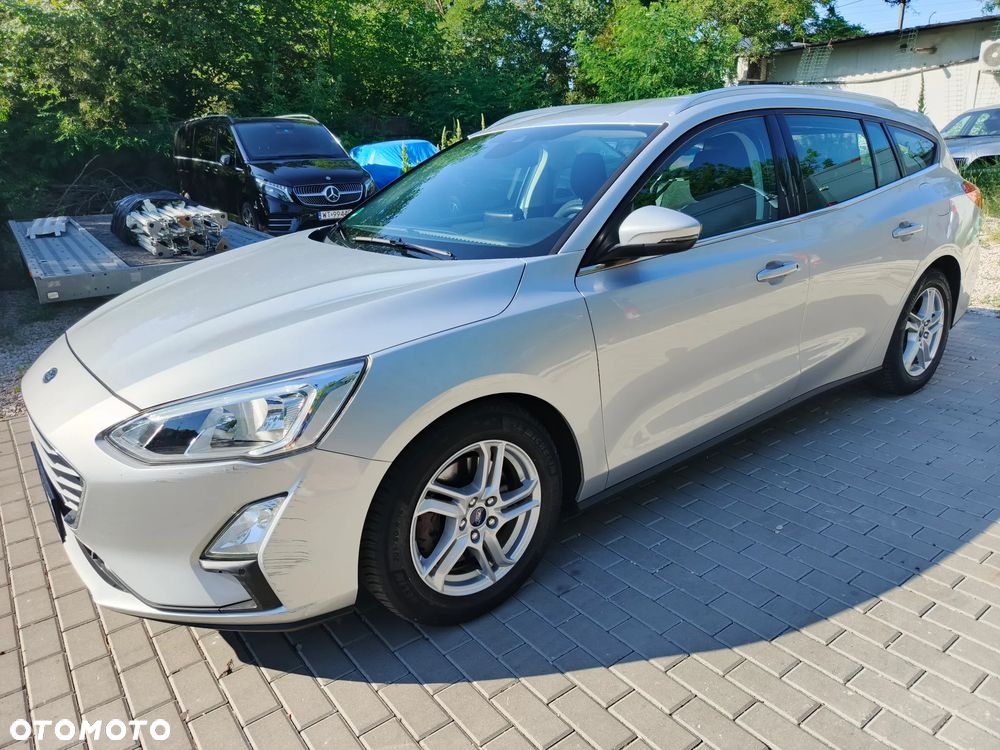Ford Focus 1.0 EcoBoost Gold X ASS PowerShift - 1