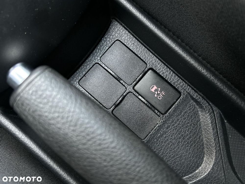 Toyota Yaris 1.33 Premium - 19