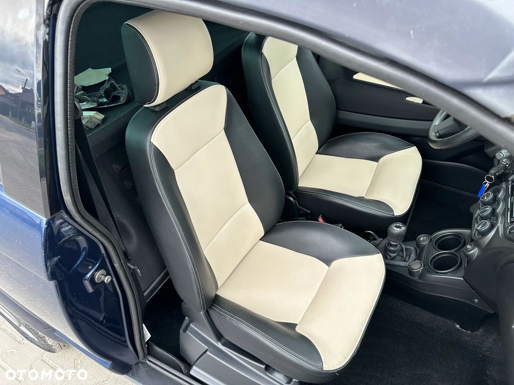 Aixam Crossover - 16