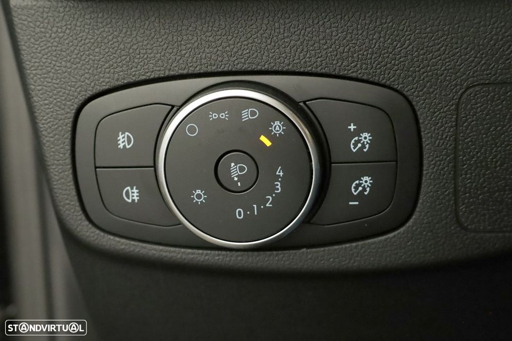 Ford Focus 1.0 EcoBoost MHEV ST-Line X - 17