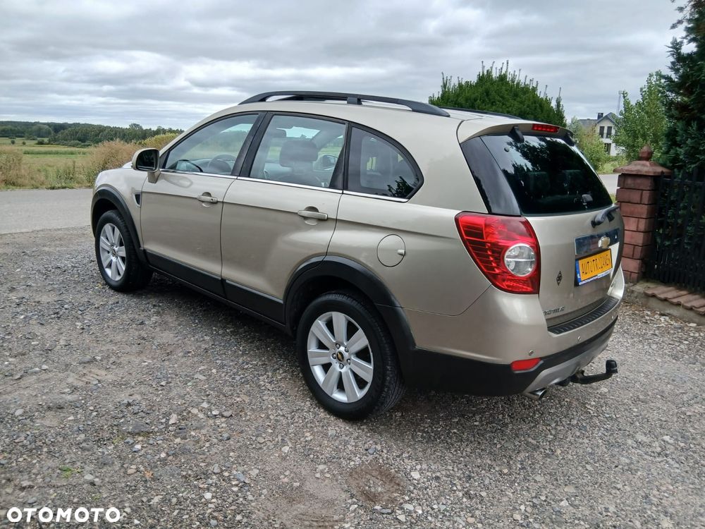 Chevrolet Captiva 2.0 d LT high - 12