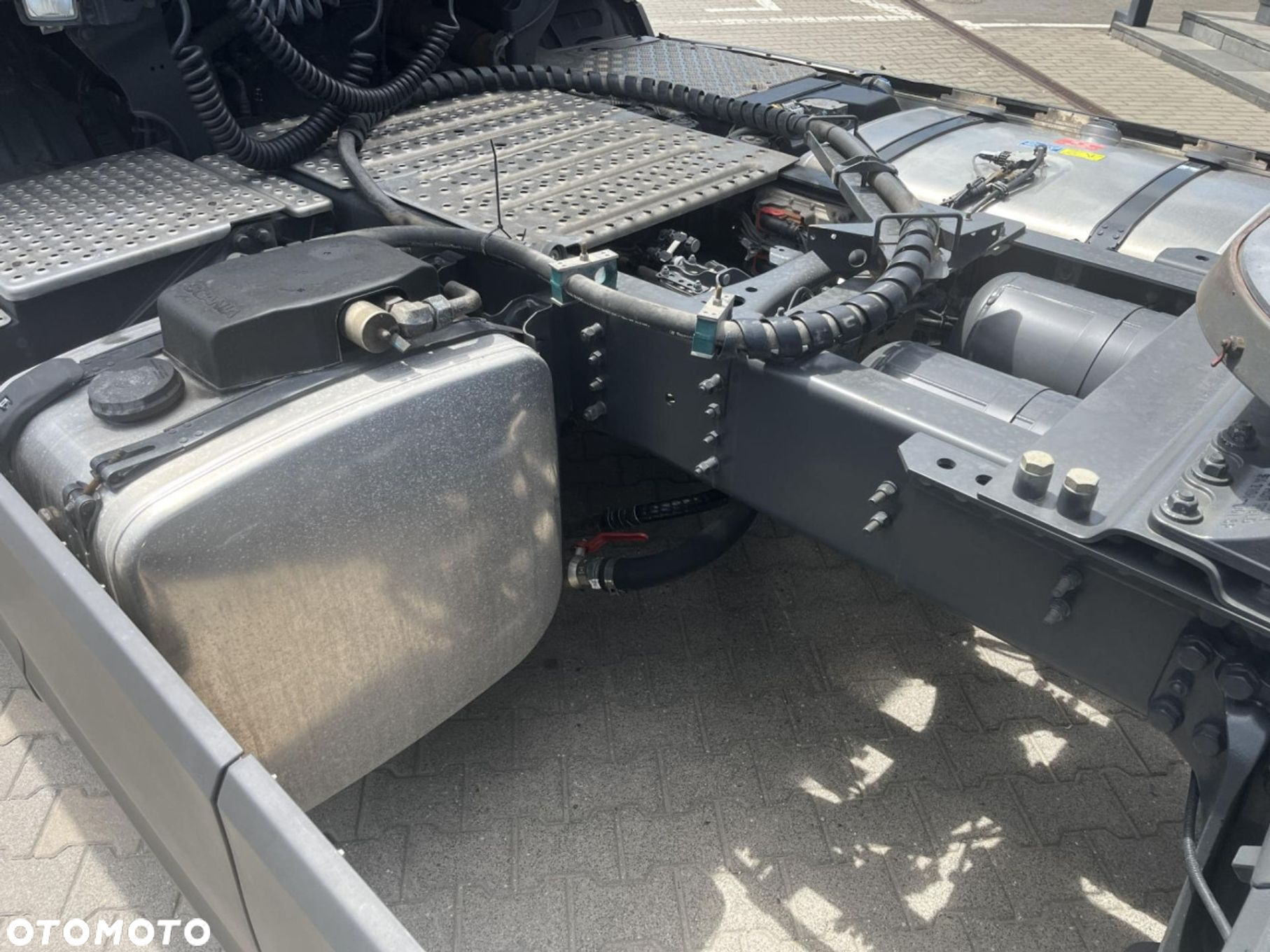 Scania R 450 A4x2NB Hydraulika Zawieszenie przód - 17