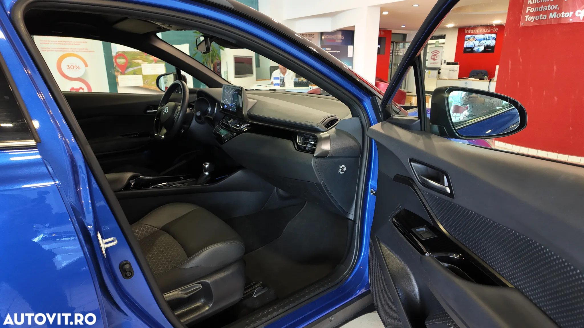 Toyota C-HR 1.8 HSD 122 CP 4x2 CVT C-ult Style bi-tone - 11