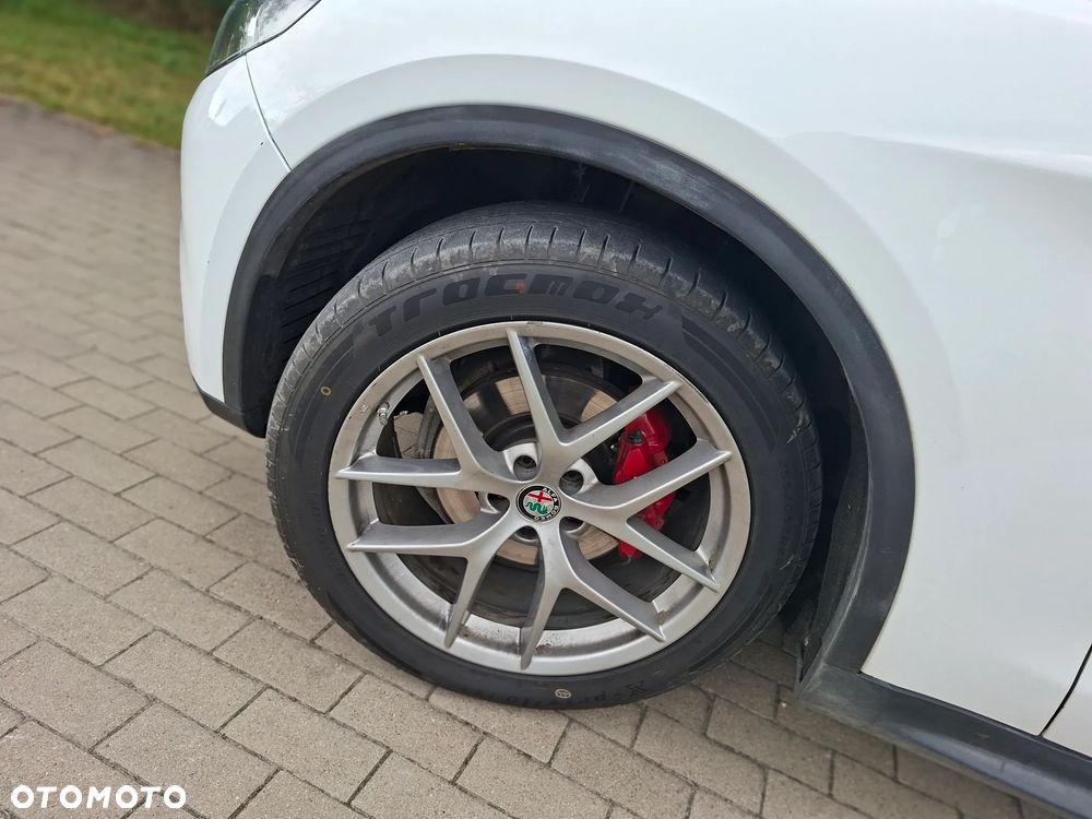 Alfa Romeo Stelvio 2.0 Turbo First Edition Q4 - 10