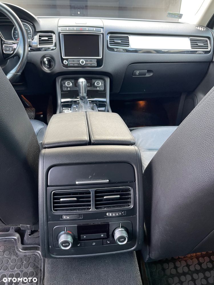 Volkswagen Touareg 3.0 V6 TDI BMT Perfectline R-Style - 14