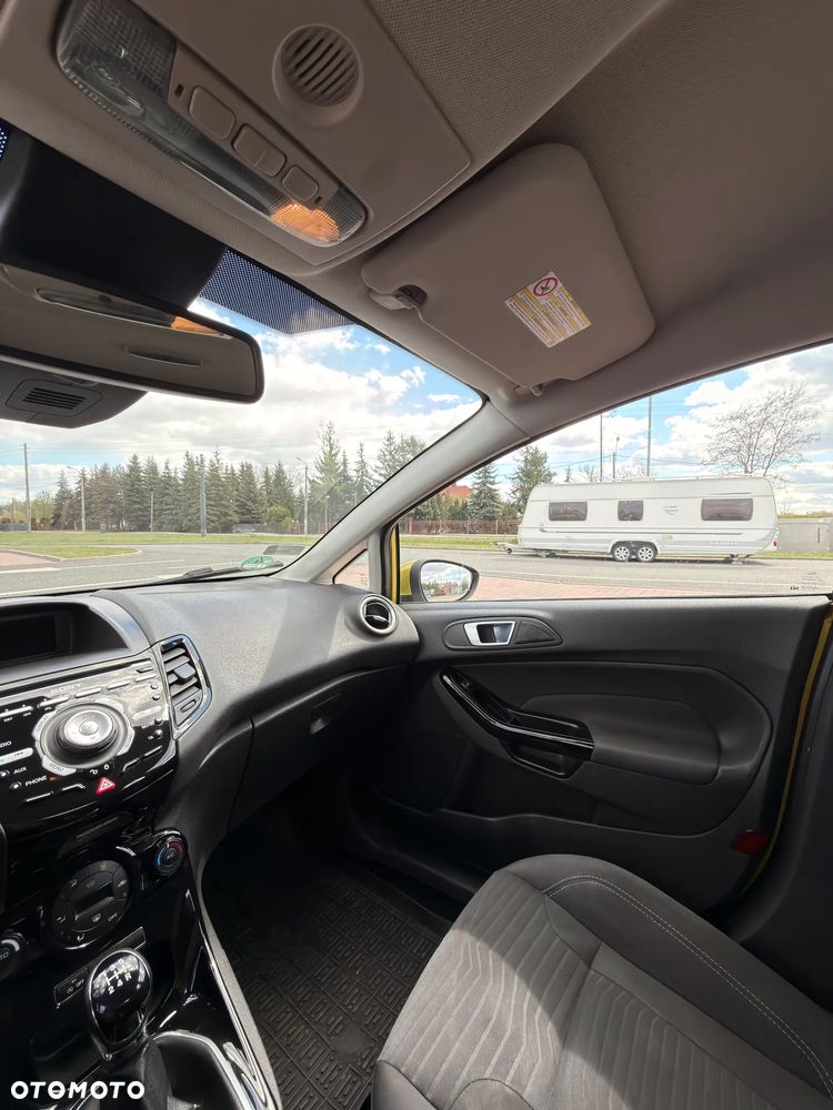 Ford Fiesta 1.0 EcoBoost STart-Stop Titanium - 9