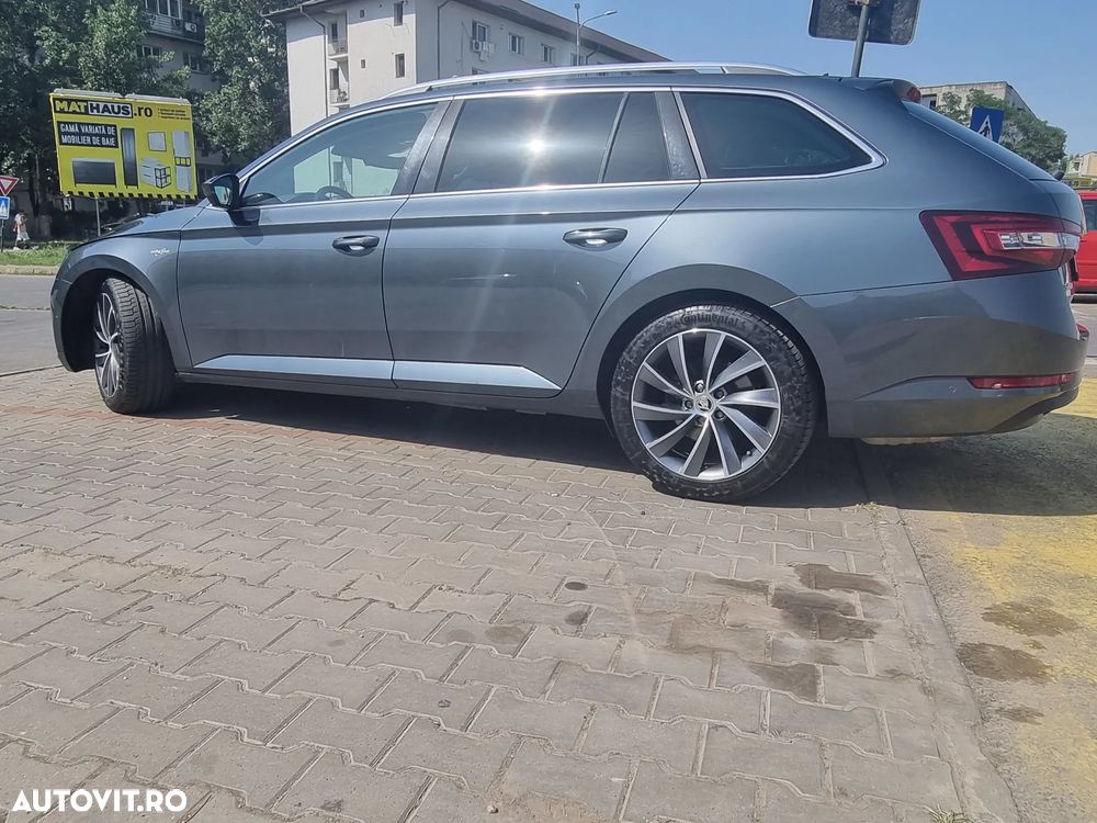 Skoda Superb 2.0 TDI DSG 4X4 Laurin & Klement - 12