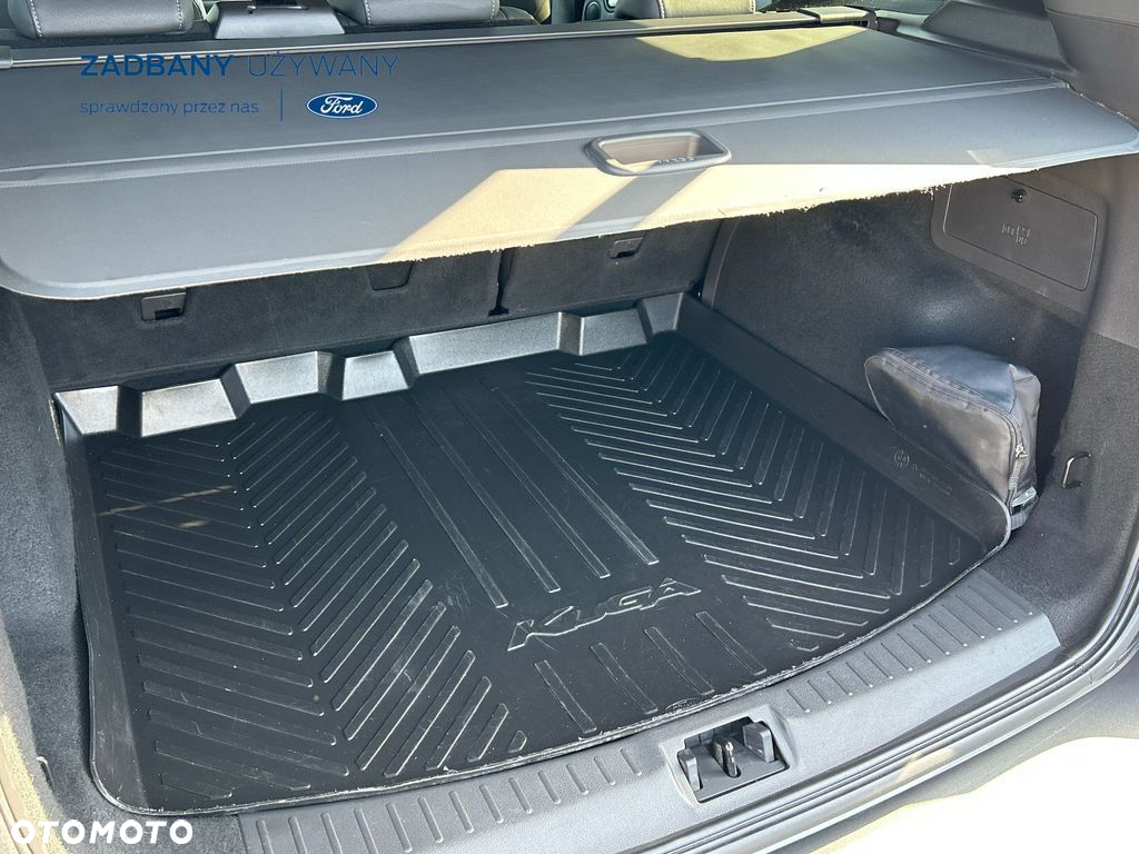 Ford Kuga 2.0 TDCi AWD ST-Line - 26