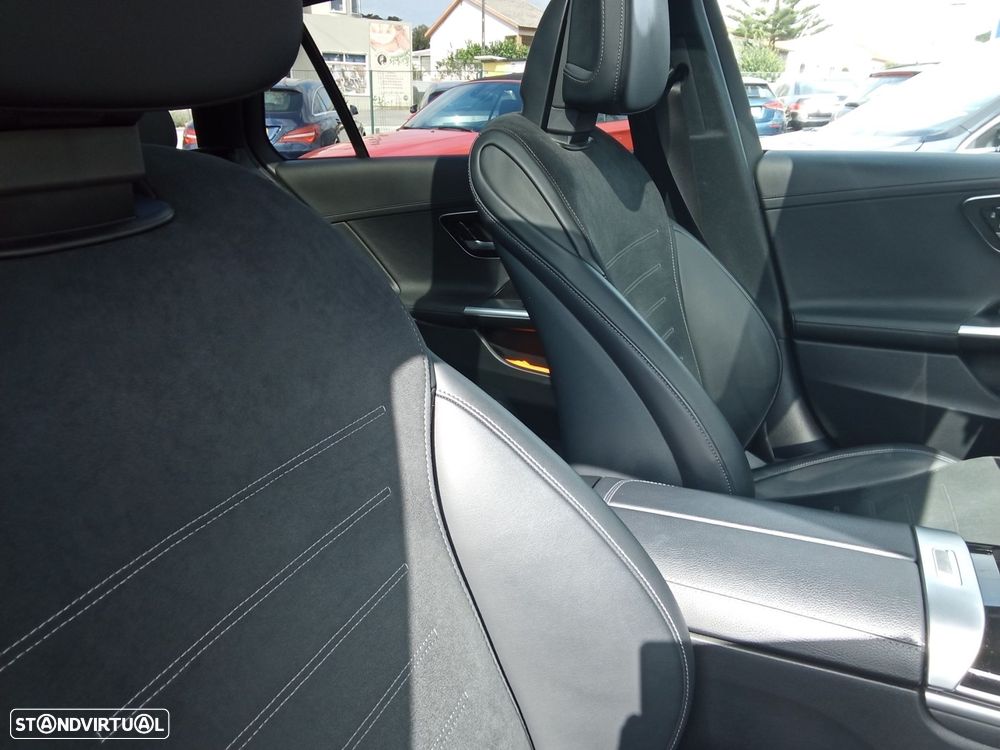 Mercedes-Benz C 300 - 29
