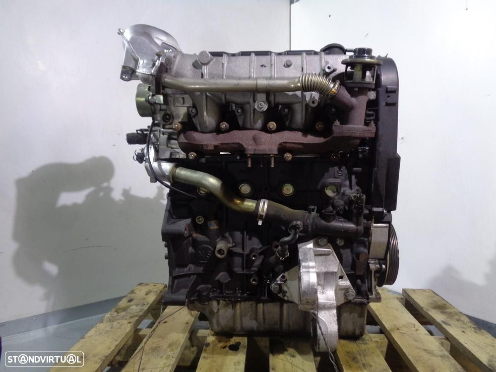 MOTOR COMPLETO PEUGEOT 406 2000 -RHZ - 12