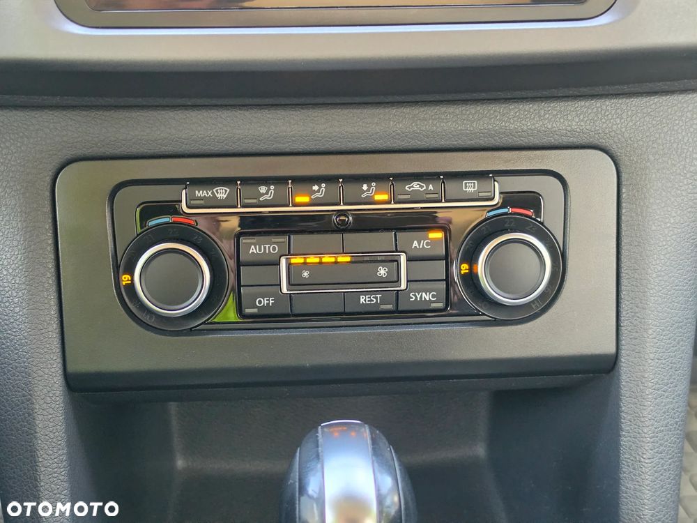 Volkswagen Amarok 2.0 BiTDI Autm Dark Label - 16