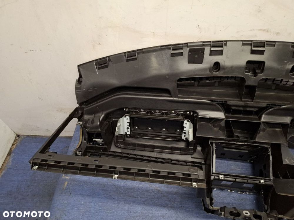 VW GOLF VI DESKA ROZDZIELCZA KOKPIT - 13