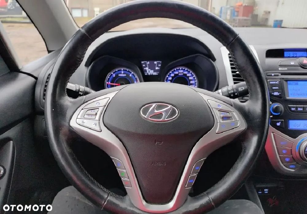 Hyundai ix20 1.6 CRDi blue Passion - 23