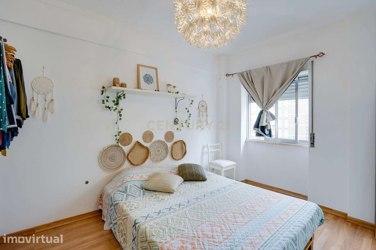 Apartamento T1 + 1 com Varanda - Grande imagem: 2/26