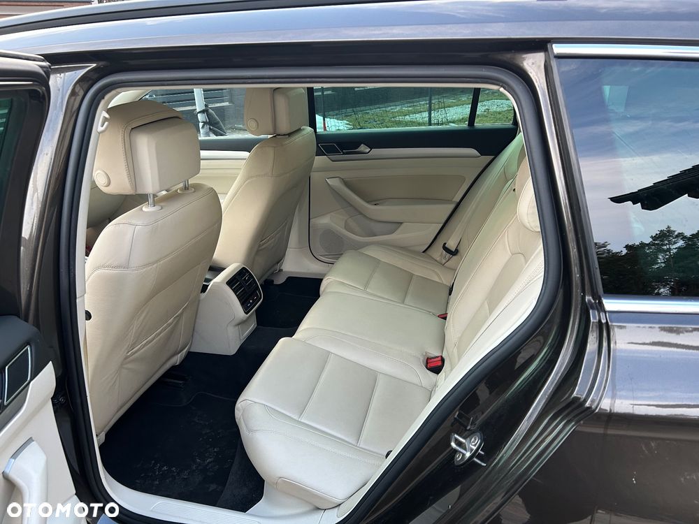 Volkswagen Passat 1.6 TDI (BlueMotion Technology) Comfortline - 6