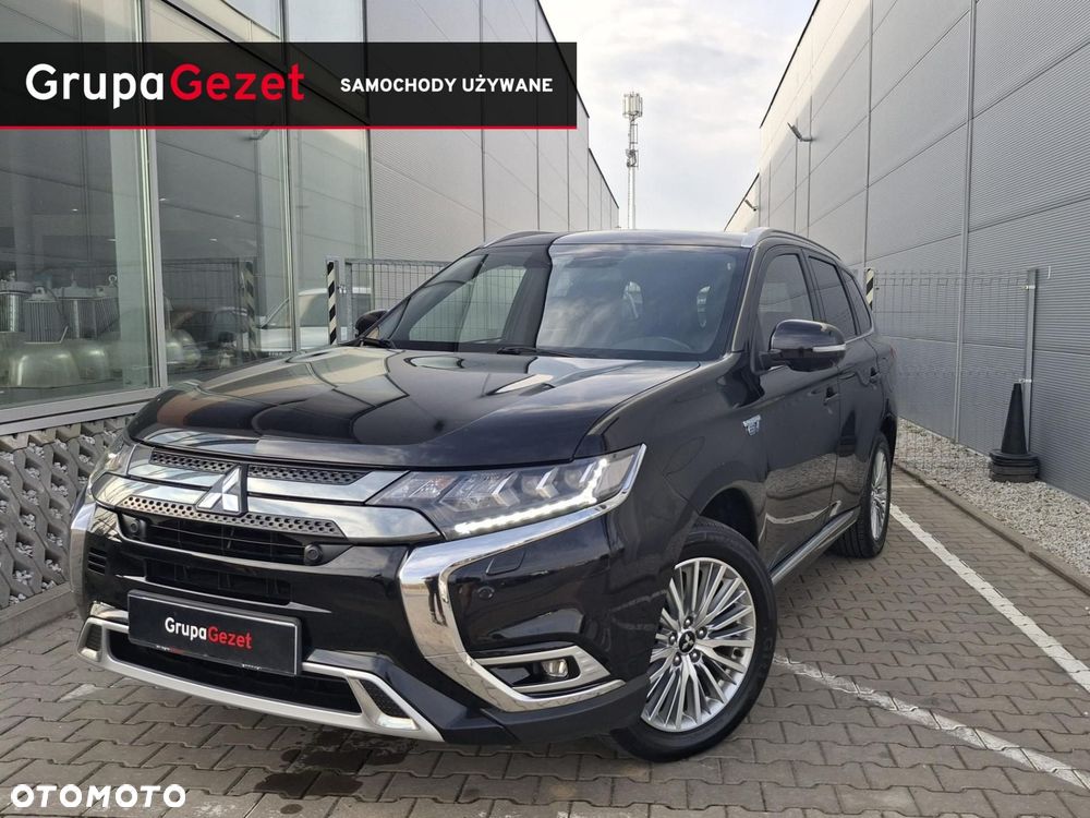 Mitsubishi Outlander - 1