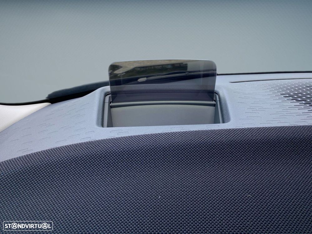 MINI 3 Portas Cooper C Classic S - 8