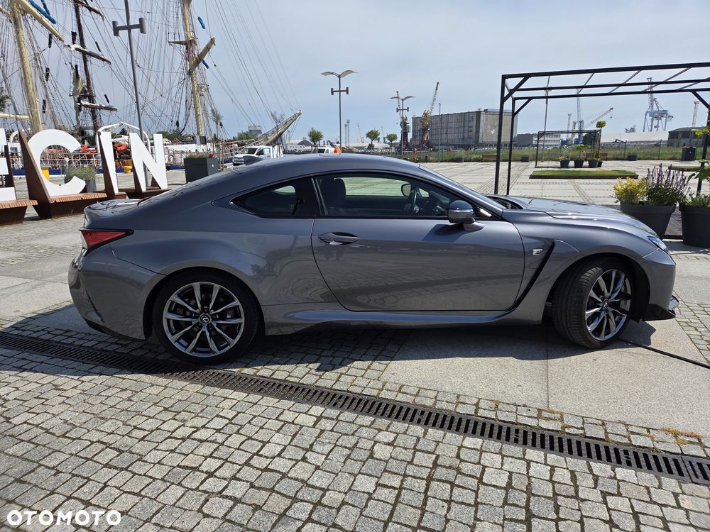 Lexus RC - 2