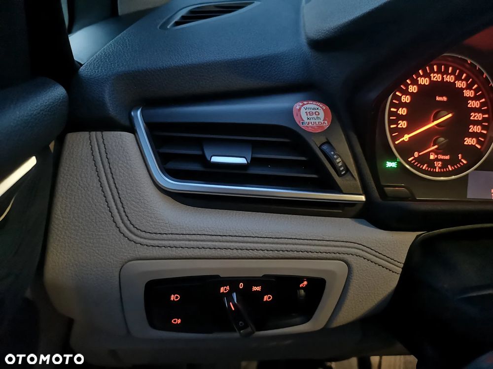 BMW Seria 2 218d Sport-Aut Luxury Line - 31
