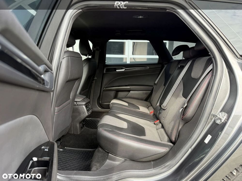 Ford Mondeo 2.0 TDCi ST-Line PowerShift - 27