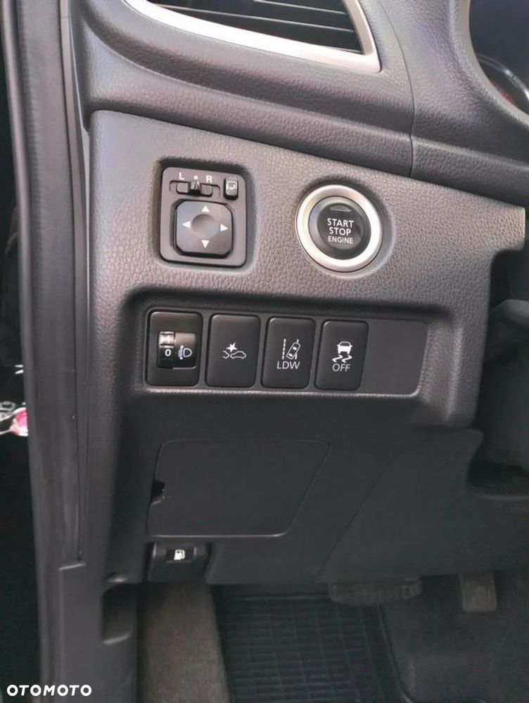 Mitsubishi L200 2.2 d DC Instyle Plus - 14