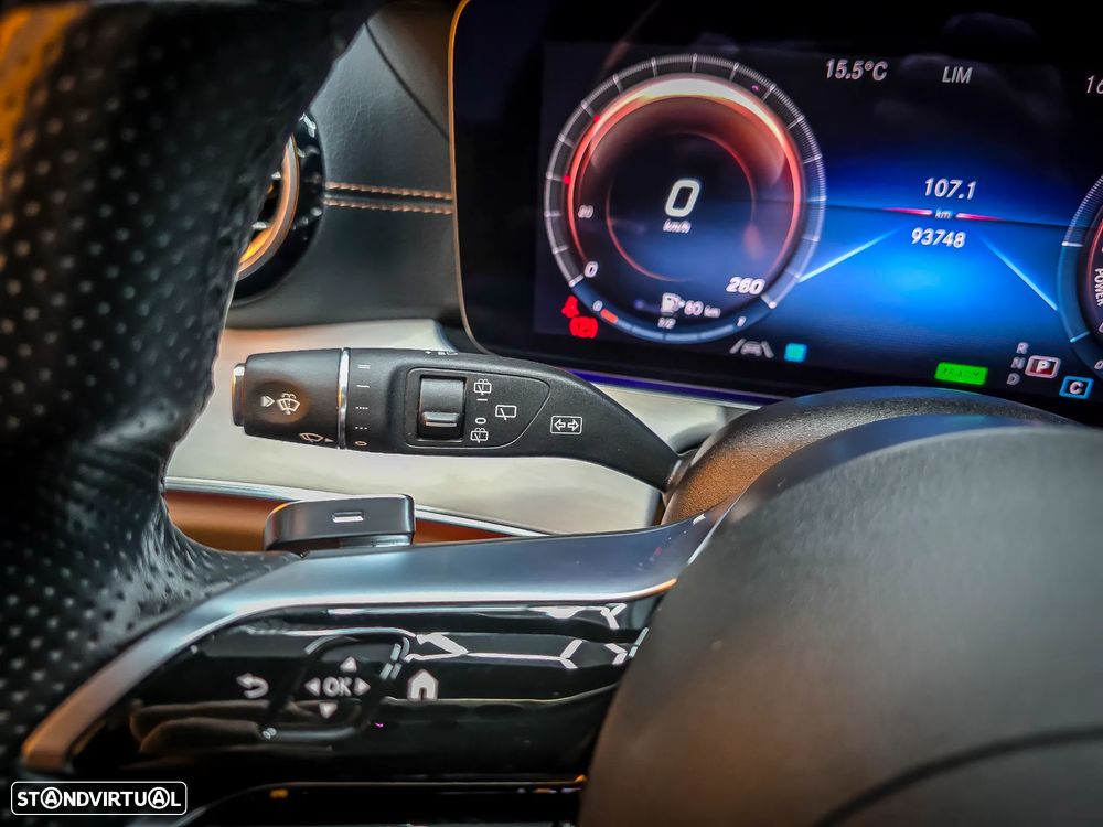 Mercedes-Benz E 300 de 9G-TRONIC AMG Line - 25