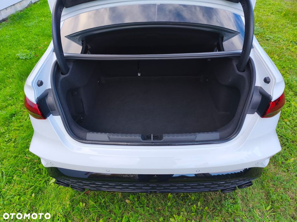 Audi S3 Limousine - 9